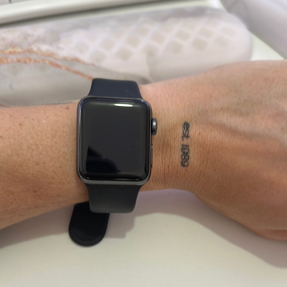 Apple series 3 Smartwatch